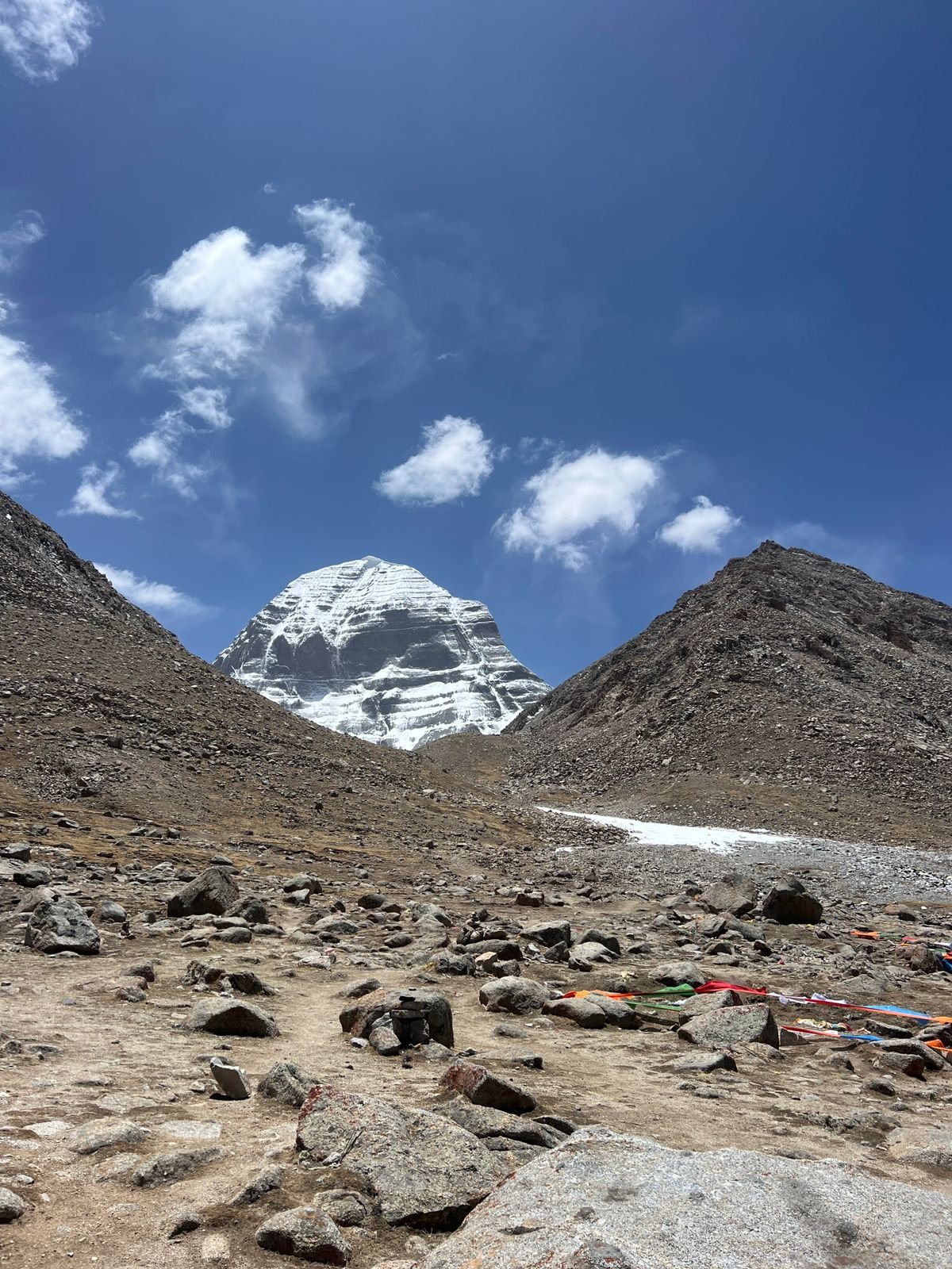 क्या सच में कैलाश पर्वत पर रहते हैं भगवान शिव, जानिए इससे जुड़े और भी कई रहस्य